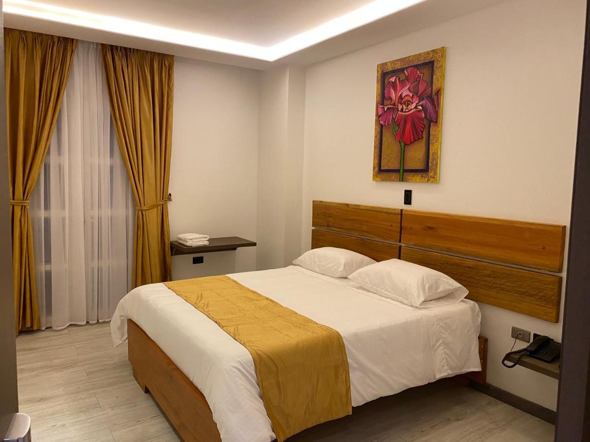 Hotel Valcon Санта-Роса-де-Кабаль Екстер'єр фото